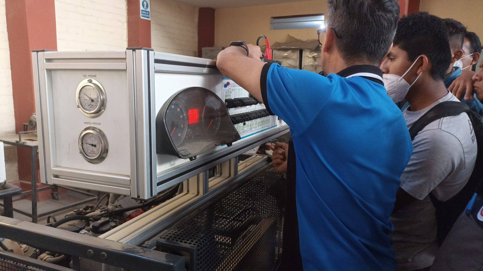 Mecatrónica Automotriz